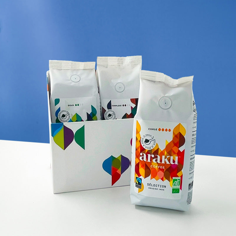 coffret cadeau de 3 sachets de café de spécialité moulu.
