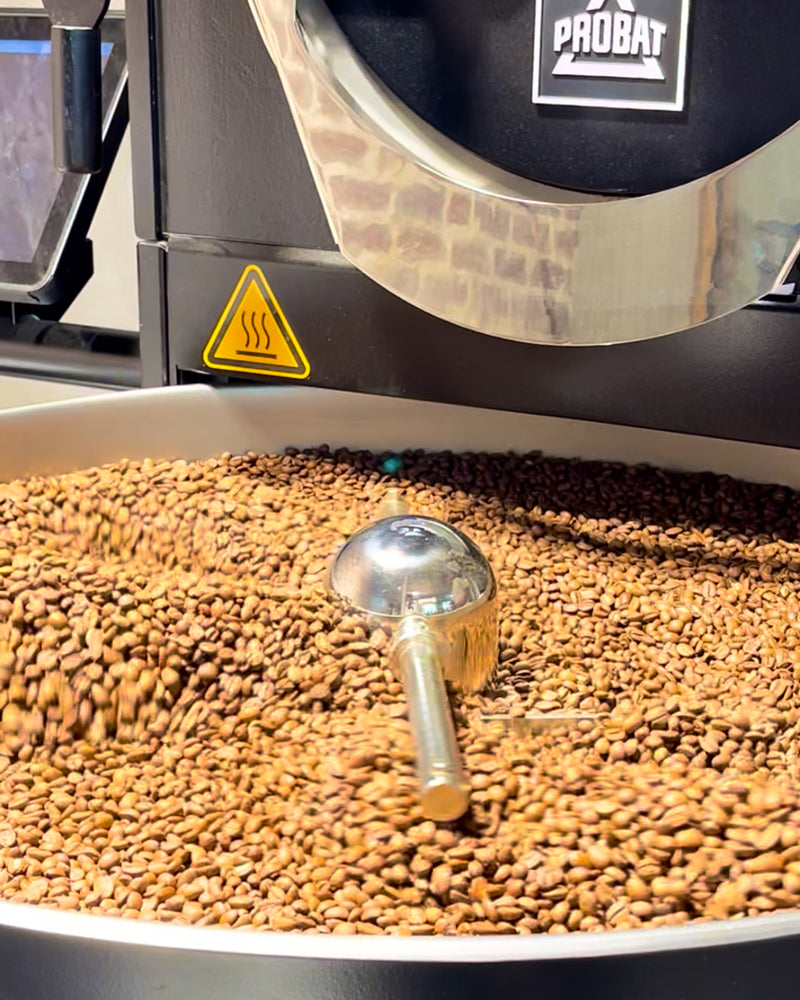 Les Secrets de la Torréfaction Artisanale : Comment Révéler le Terroir dans Votre Tasse ?